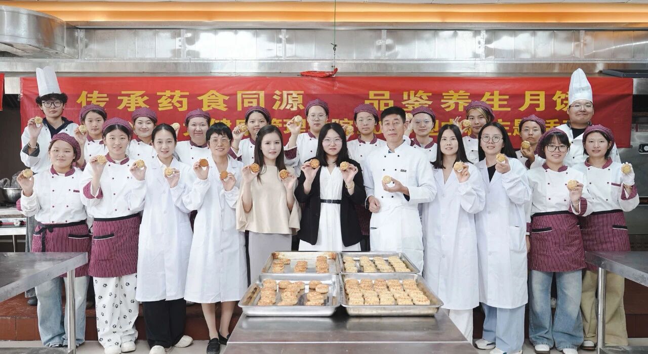 药膳月饼+暖心福利！周口城市职业学院师生这样过中秋